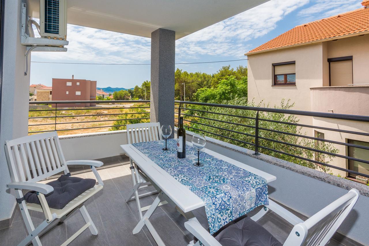 Apartments Marta 1 Zadar Exterior photo